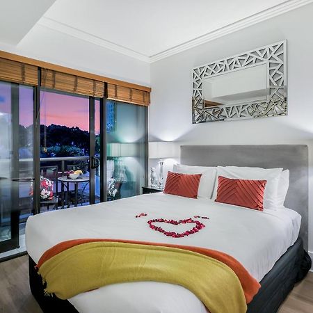 Your Next Viaduct Getaway! أوكلاند المظهر الخارجي الصورة